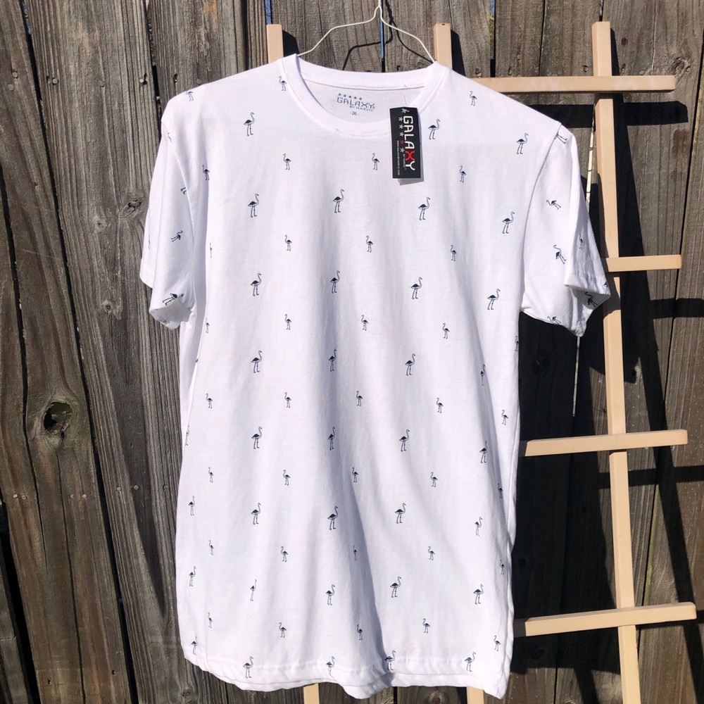 Galaxy by Harvic  White/Navy Flamingo Print Tee Shirt size 2XL NWT